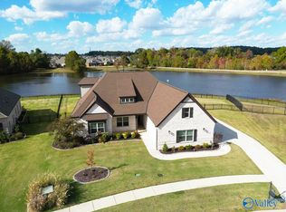 110 Pintail Pointe Cir, Huntsville, AL 35824