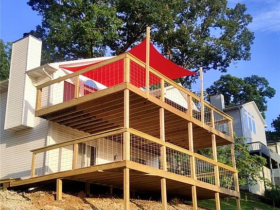 5th image of 129 Rock Hill Dr