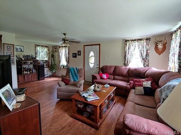 4th image of 1118 County Road 114
