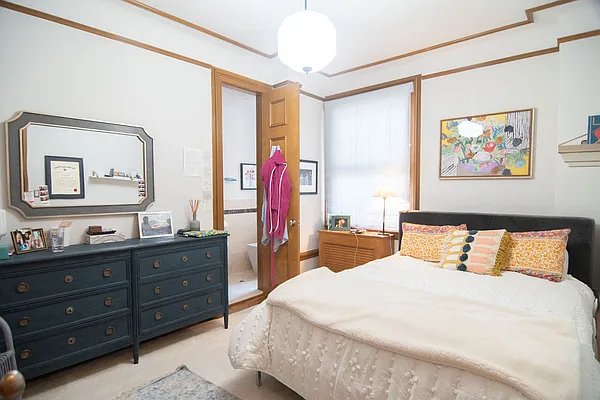 Rented by WAM Partners - William Moses Co. | media 27