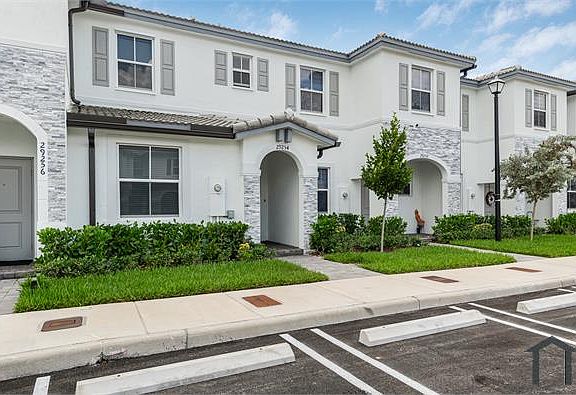 3rd image of 29254 SW 163rd Ct