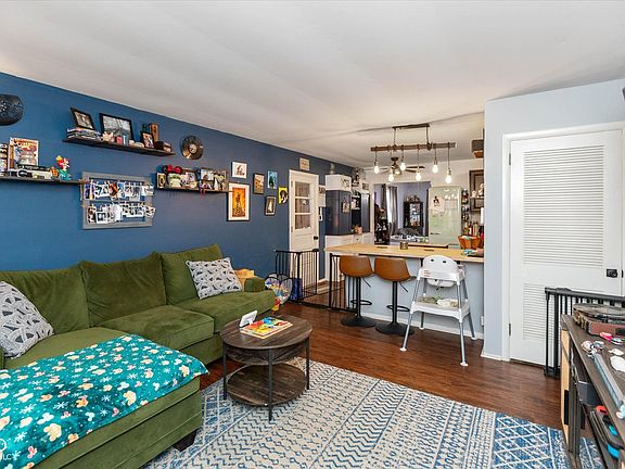 5th image of 701 Maple Ln