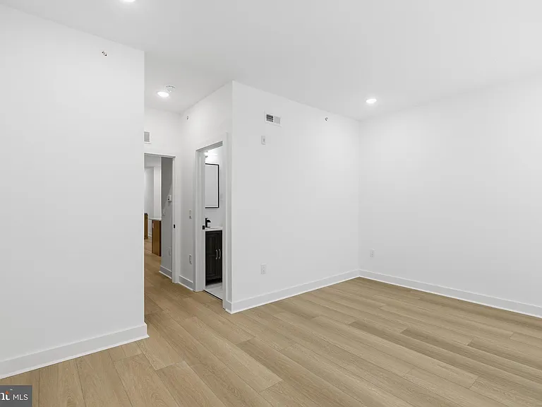 2223 N 22nd St #3 — Photo 7