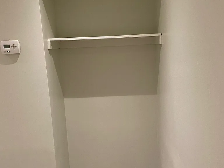 215 Wilson Rd S #BASEMENT — Photo 13