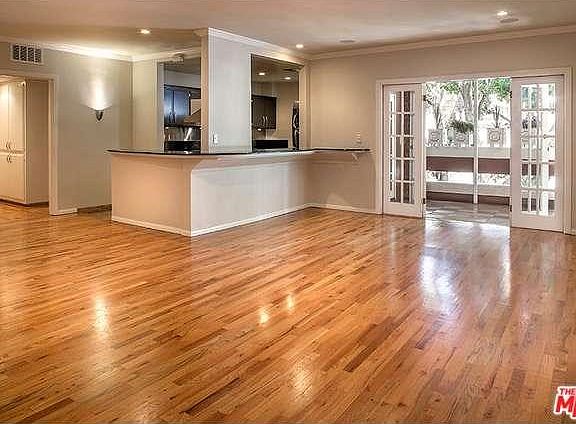 2nd image of 8550 Holloway Dr APT 207