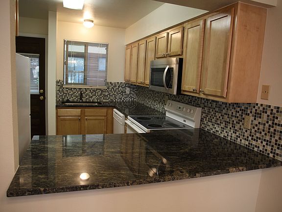 3rd image of 2324 South St APT 8