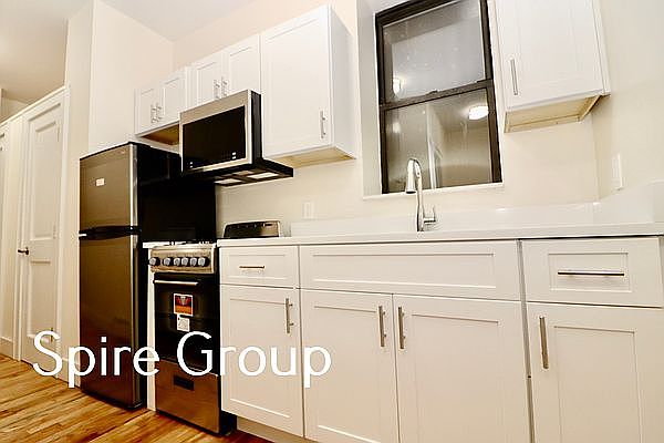 1st image of 814 10th Ave APT 2D