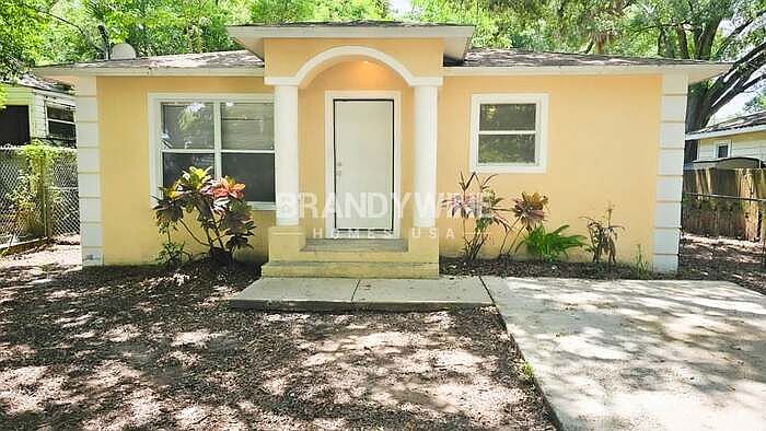 1st image of 8504 N Mitchell Ave