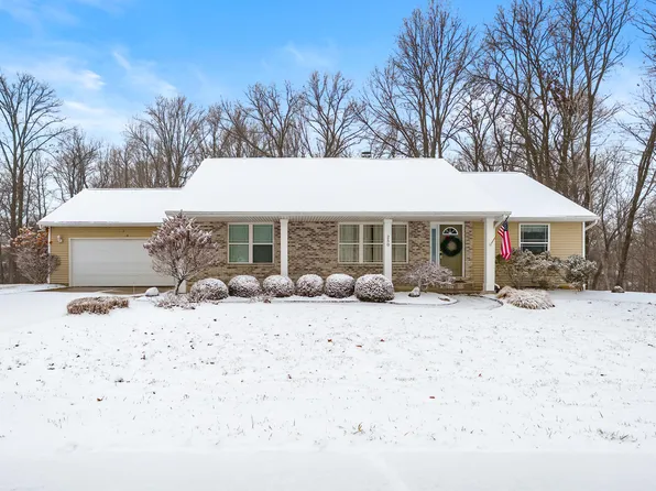 250 Markus Glen Dr, Plainwell, MI 49080