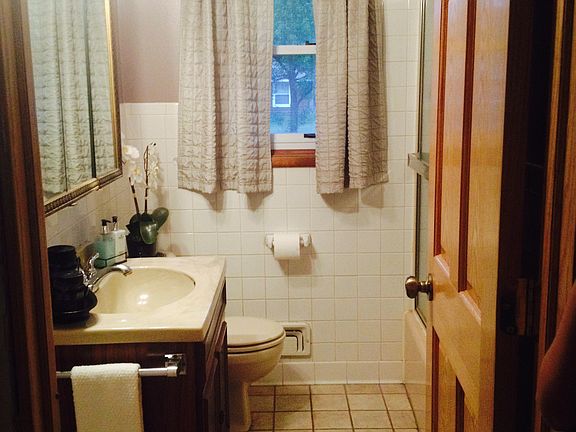 3rd image of 11434 N Heights Dr NW