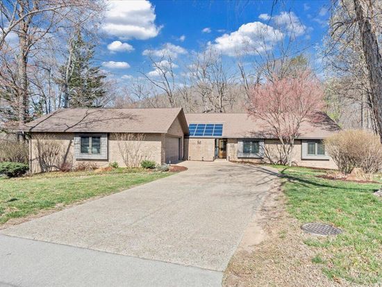 2498 Wolf Run, Vinton, VA 24179