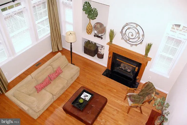 4536 Hummingbird Ln — Photo 7