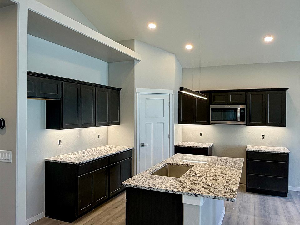 2nd image of 1743 Rusty Rivet Rd