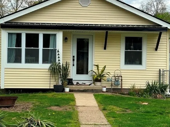 523 Hyman Ave, Akron, OH 44319