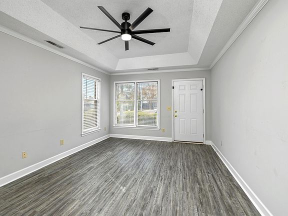 2nd image of 921 Grimble Ct