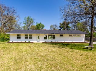 6 Bon Price Ter, Saint Louis, MO 63132