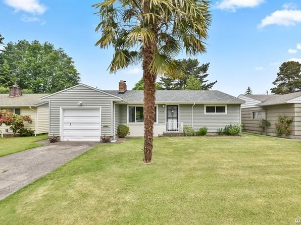 3118 Maple St, Longview, WA 98632