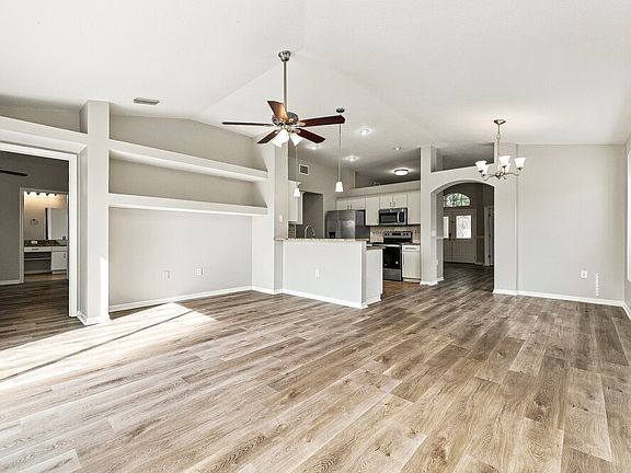 3rd image of 10809 Windbury Way