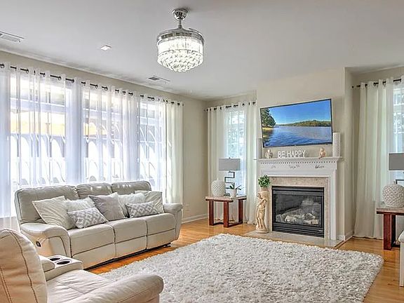4th image of 2205 Cakebread Ct