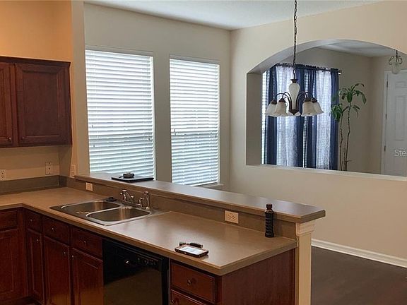 4th image of 7105 Harmony Square Dr S