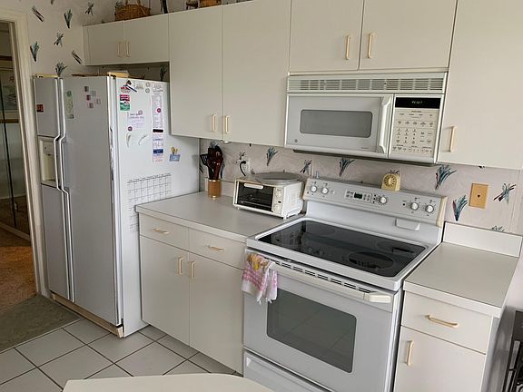 2nd image of 9071 Las Maderas Dr APT 102
