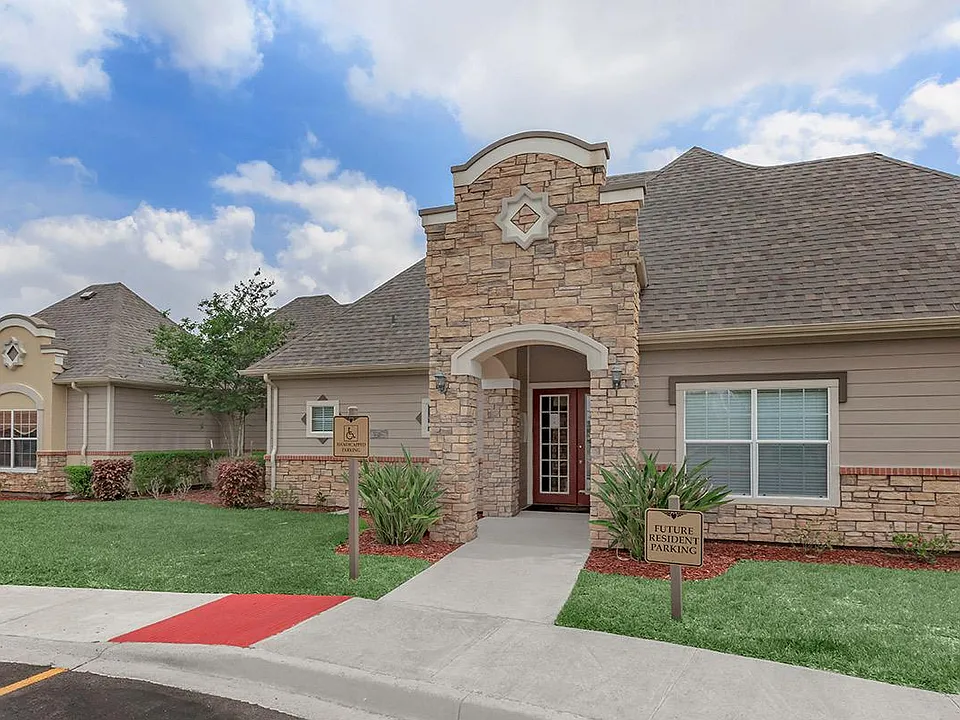 Retama Village II Apartments