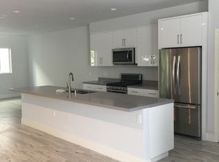 14033 Riverside Dr, Sherman Oaks, CA 91423