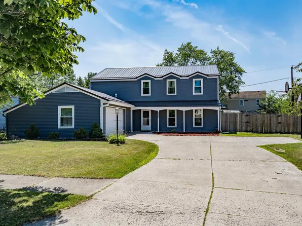 6107 Old Brook Dr, Fort Wayne, IN 46835