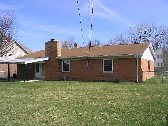 2nd image of 2112 Main St