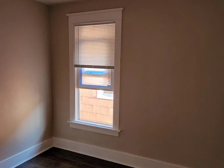 1205 Emerald Ave #2 — Photo 2