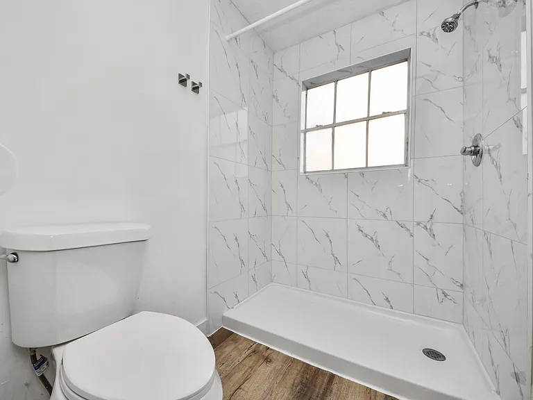 11627 Bowlan Ln — Photo 18