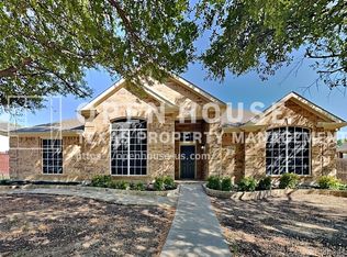 2904 Saint Martin Dr, Mansfield, TX 76063