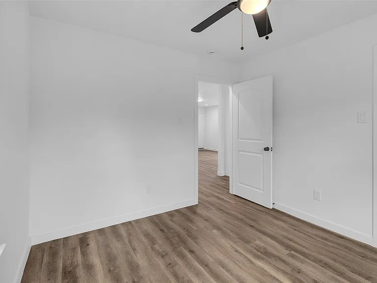 179 Mill St — Photo 26