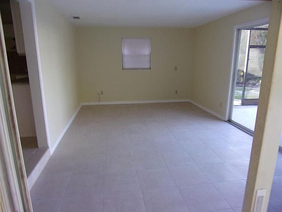 3rd image of 1558 SW Bayshore Blvd