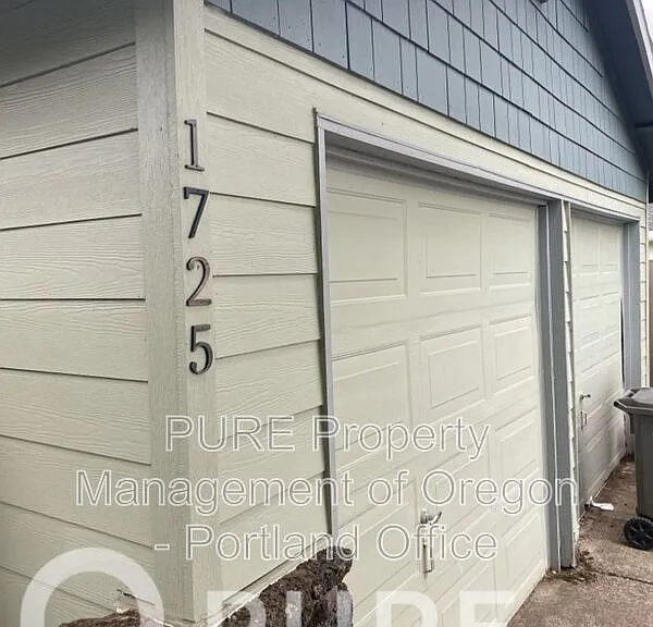 1725 SE 5th St — Photo 3
