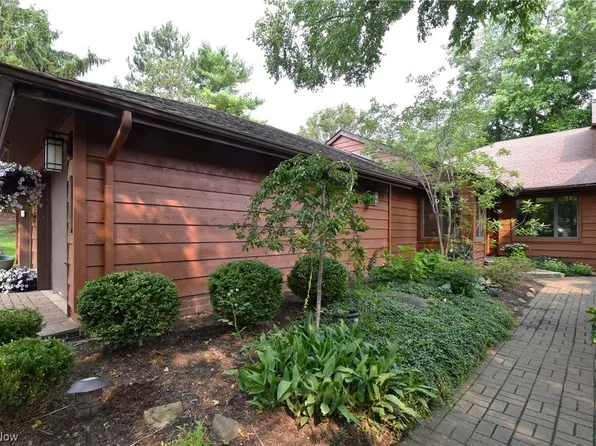 25808 Fairmount Blvd, Beachwood, OH 44122