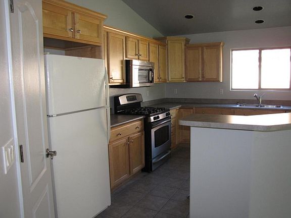 3rd image of 10586 E Bonpland Willow Dr