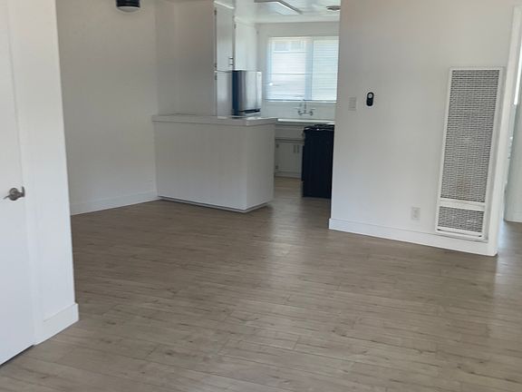3rd image of 1275 N Sweetzer Ave APT 114