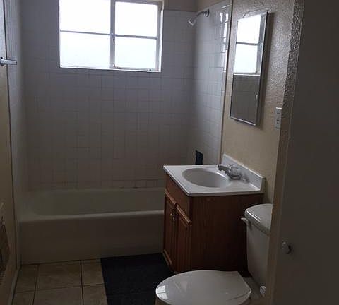 5th image of 3912 Memphis Ave APT 7