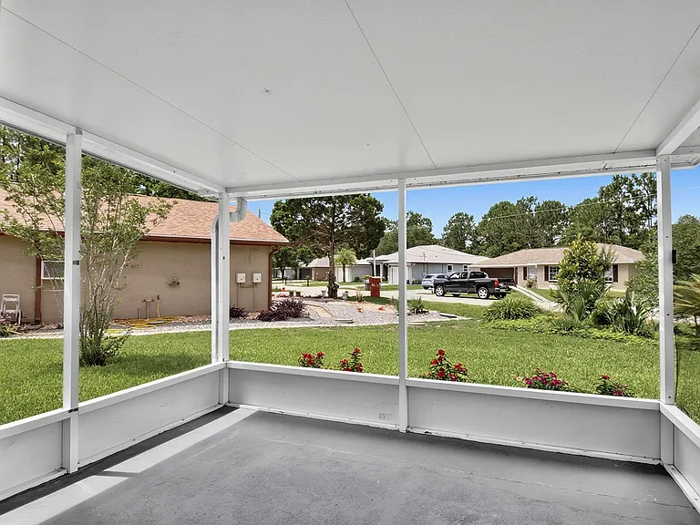 73 Buttonworth Dr #B — Photo 37