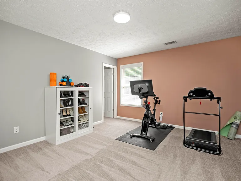 4016 Kenesaw Dr — Photo 37