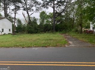 2674 Village Green Ln, Macon, GA 31206