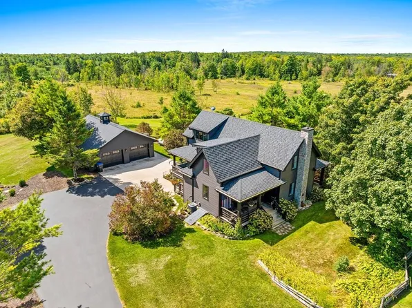 633 Isle View Rd, Ellison Bay, WI 54210