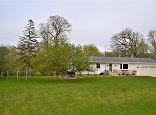 38515 165th Ave, Montgomery, MN 56069