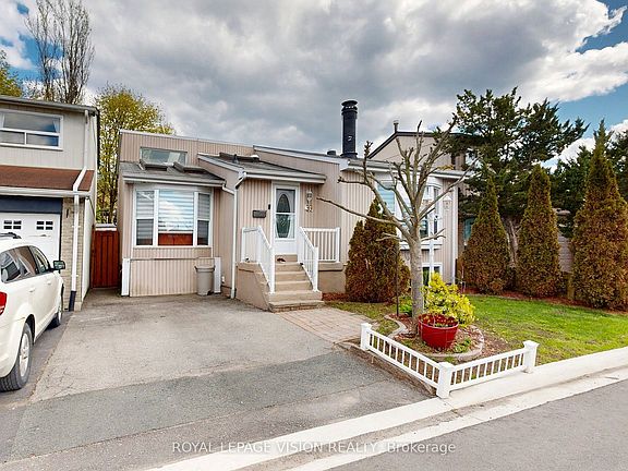 2nd image of 39 Lucas Ln #16