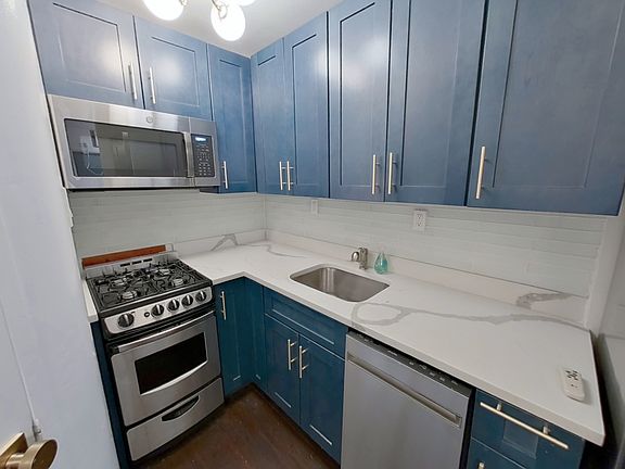4th image of 151 W 82nd St APT 2E