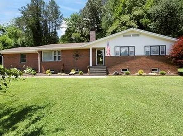 1654 Myers Chapel Rd, Hayesville, NC 28904