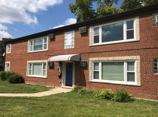4435 Eberly Ave APT 2A, Brookfield, IL 60513