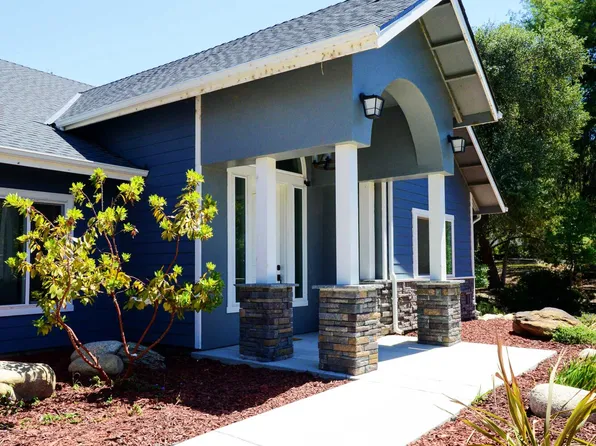 40994 Cherokee Oaks Drive, Three Rivers, CA 93271