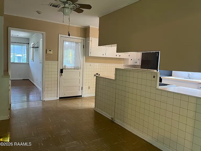 419 Saint Joseph St — Photo 16